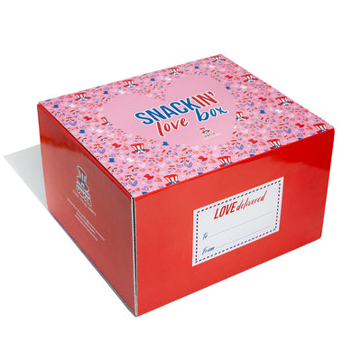 Snackin’ Love Box, scatola da 40 prodotti dolci, salati e bevande