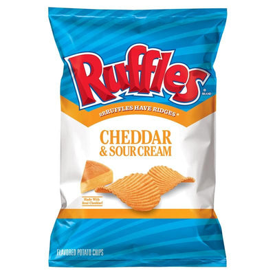 Ruffles Cheddar and Sour Cream, patatine al cheddar da 184g (1954223128673)